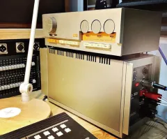 Quad 303 Güç Amplifikatörü