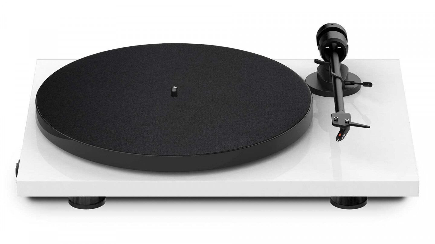 Pro-Ject E1 BT Pikap OM5e