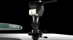 Pro-Ject T2 W Pikap (Sumiko Rainier)